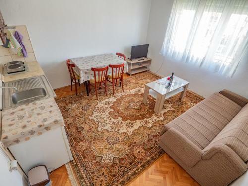 Apartments Karamach