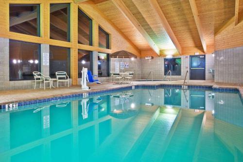 Posada Americinn Boiling Springs