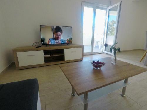 Apartment Ive 2