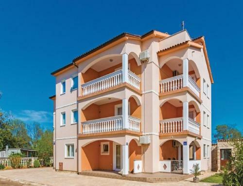 Best Buy Apartments Fa?ana Valbandon