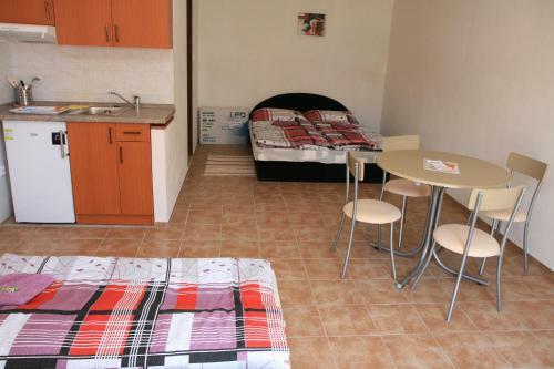 Hostal Penzion Atlas