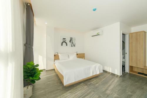 Cien Hotel