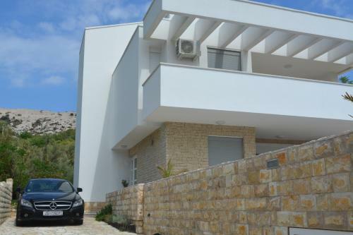Villa Antea - Modern House With Pool