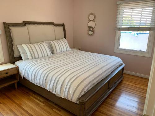 Apartamento Rustling Leaves 2bd/1 Ba Upstairs Parking/laundry