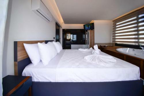 Luxury Life Villas