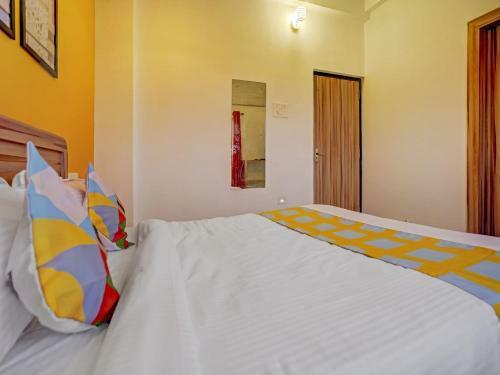 Hostal Oyo 80610 Elite Nfc