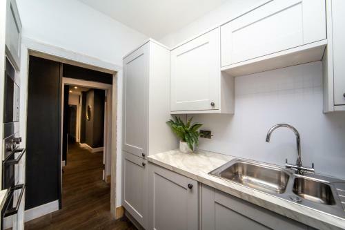 The Bruntsfield Apartment