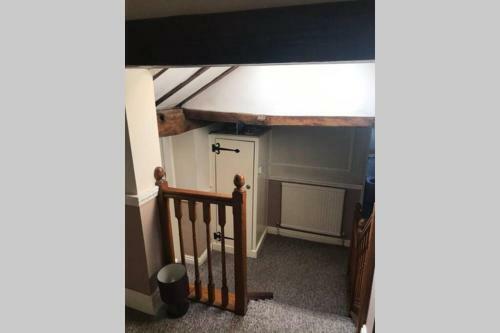 Entire Character House, Beautiful Sleeps Upto 8