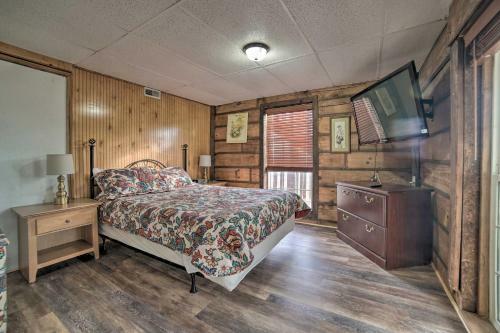 Sevierville Countryside Getaway With 2 Decks!