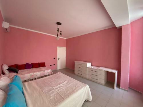 Kacaj?s House