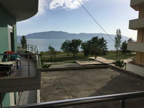 Seaview Apartment