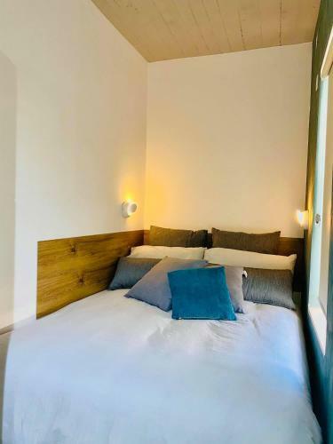 Hostal 248 Boutique Studios