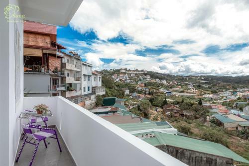 Sang Villa ?� L?t