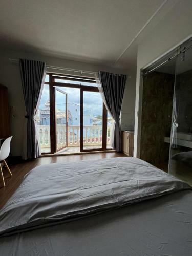 Hostal C? S? L?u Tr� Du L?ch Uy�n Thanh 2