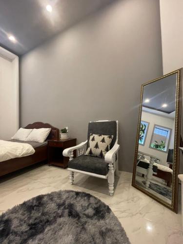 Hostal Grey House