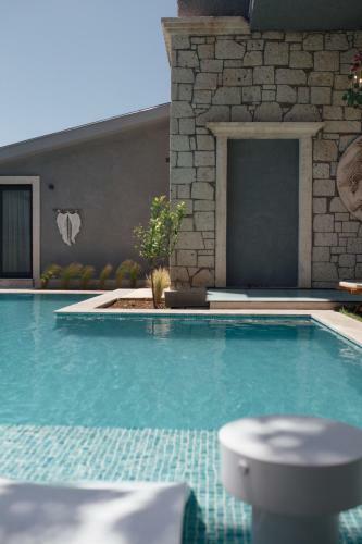 Chloe Boutique Hotel