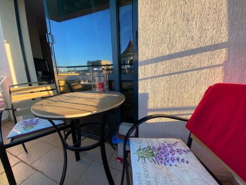One Bedroom Apartment In Avalon