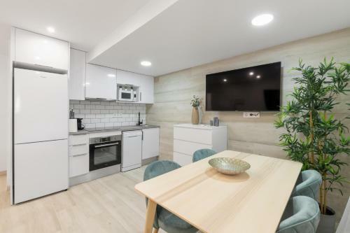 Apartamento En Playa Con Piscina Con Aacc