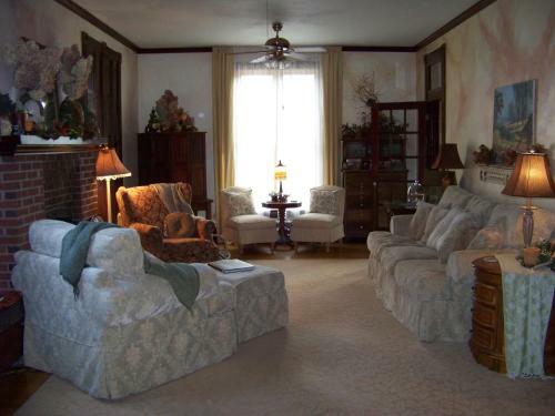 Hartzell House Bed And Breakfast