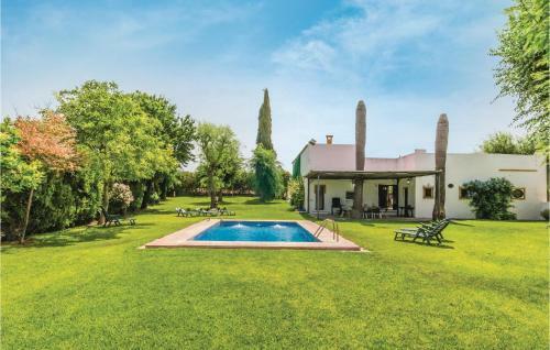 Stunning Home In �cija With 6 Bedrooms