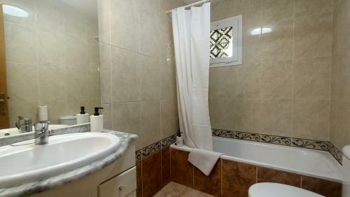 Los Abrigos, Apartamento Con Terraza