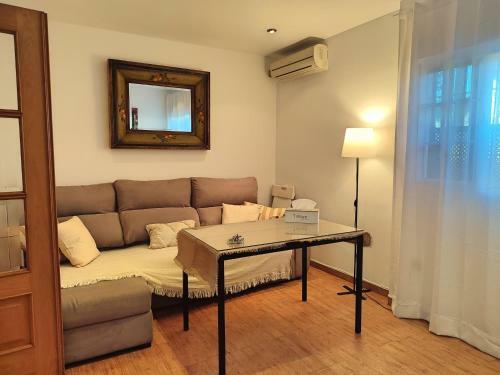 Apartamento Junto A Plaza De Andaluc�a