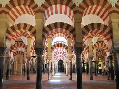 Apartamento Junto A Plaza De Andaluc�a