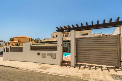 Villa Nanda By Villa Plus