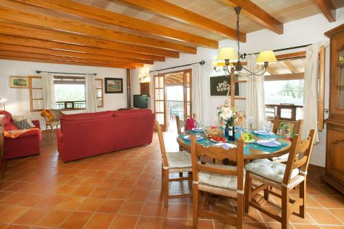 Villa Monserrat By Villa Plus