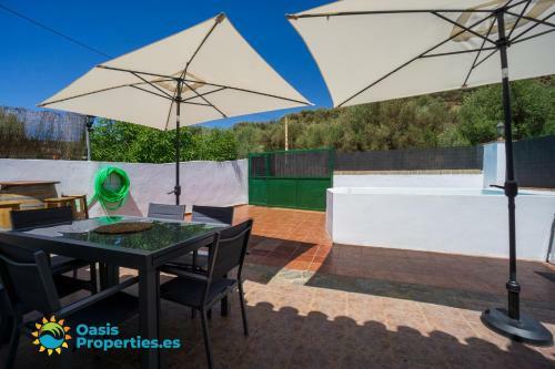 Country-side Villa With Pool