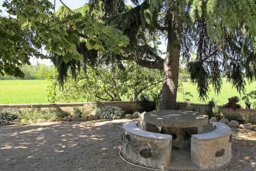 Villa Mas�a Can Riqu� En Vilob� Donyar