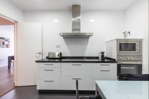 Precioso Y C�ntrico Apartamento Gran Capit�n 5