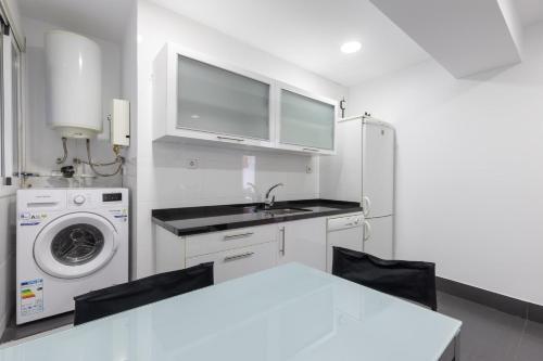 Precioso Y C�ntrico Apartamento Gran Capit�n 5