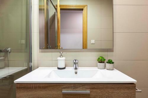 Apartamento Mariana Pineda Centro