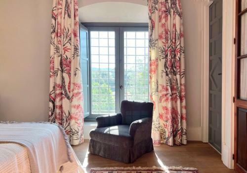 Bed & Breakfast Castillo De Corvinos