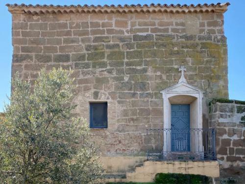 Bed & Breakfast Castillo De Corvinos