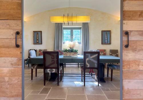 Bed & Breakfast Castillo De Corvinos