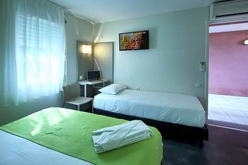 Hotel Formule Club