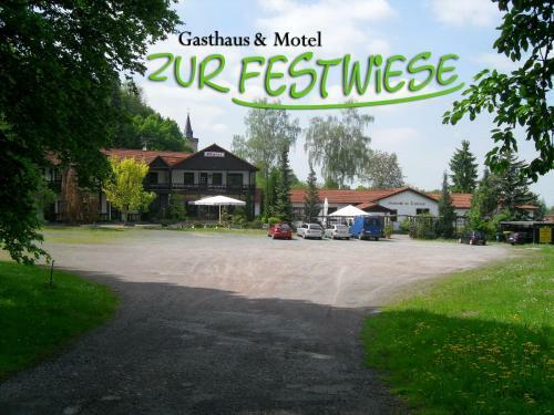 Hostal Motel Zur Festwiese