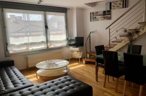 Apartamento Duplex Urbanizaci�n La Marina