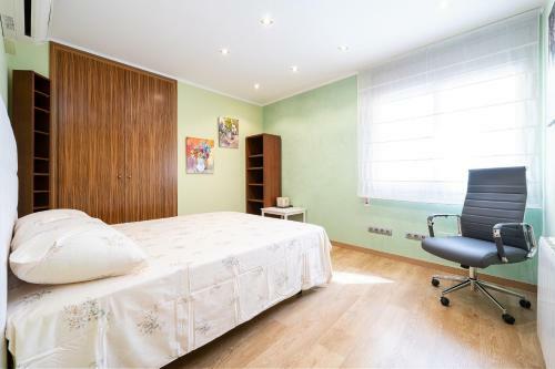 Hauzify I Apartament Sant Roc