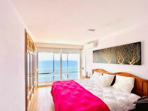Beautiful Apartment In La Garrofa Near The Beach