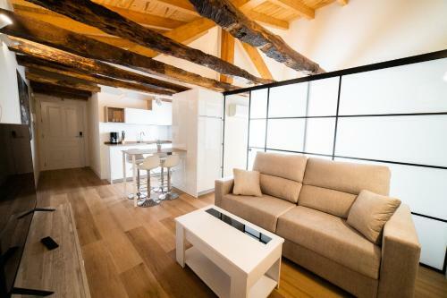 Apartamentos Mk77 Le�n- Cantareros