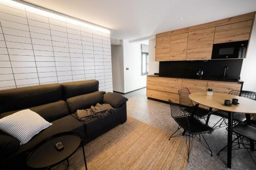 Apartamentos Mk77 Le�n - Lahoz
