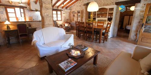 Finca Na Pruna Holiday Home