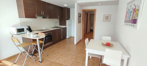 1568 Apartment In Llan��