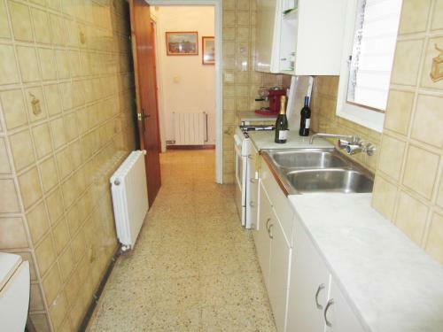 1541 Apartment In Llan��