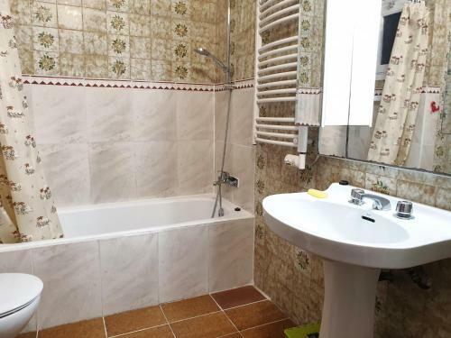 5754 House In Llan��