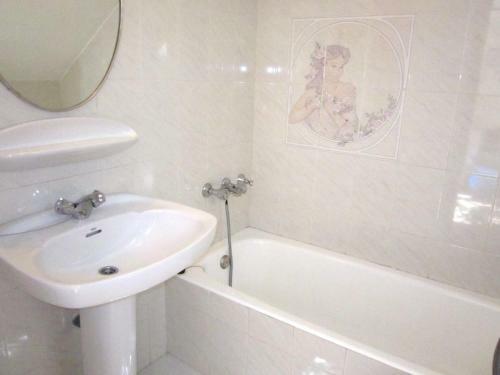 3006 Apartment In Llan��