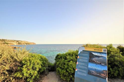 Villa With Private Pool And Garden Closed To Beach